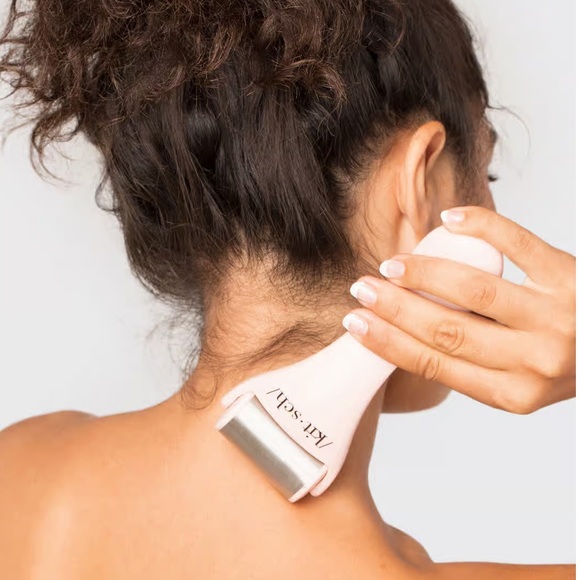 KIT·SCH · LIGHT PINK ICE ROLLER - Picture 2 of 3